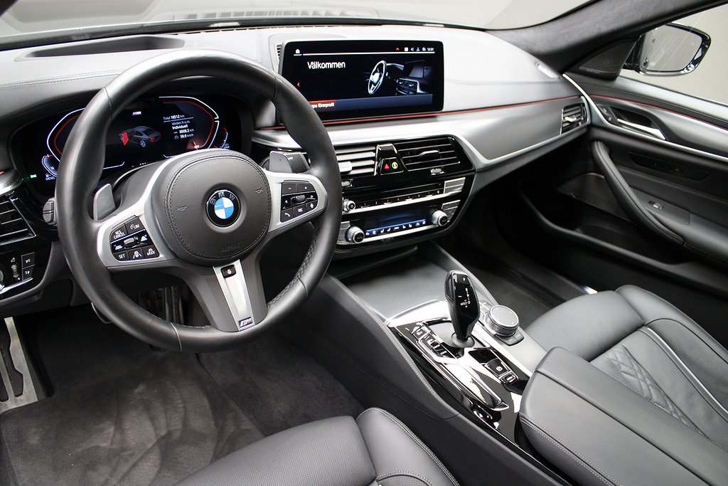 BMW 530 d xDrive sedan/ M Sport/ Innovation Edt / Drag /H&K