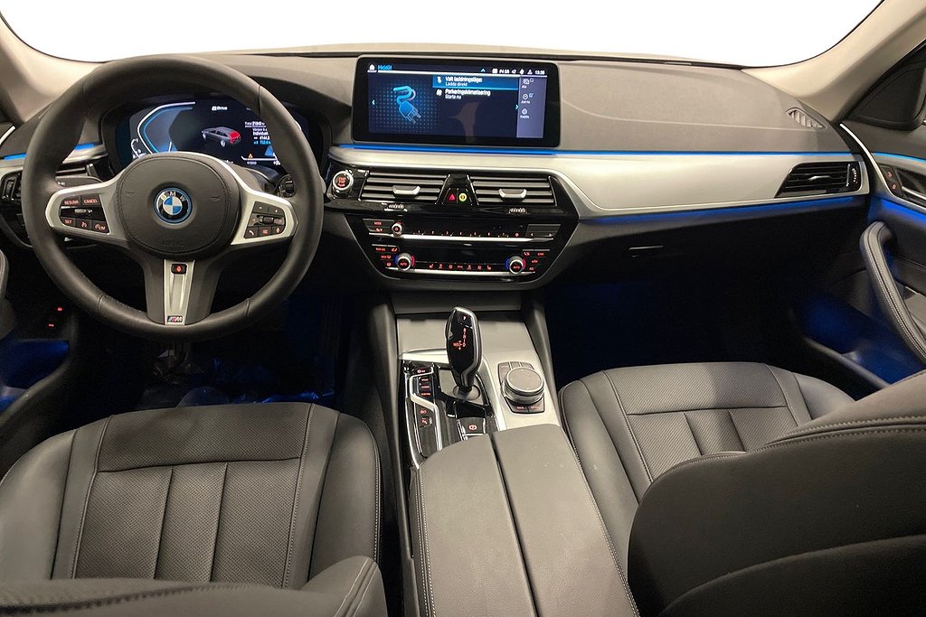 BMW 530e xDrive Touring Navi Hifi Drag Backkamera 6,45 %